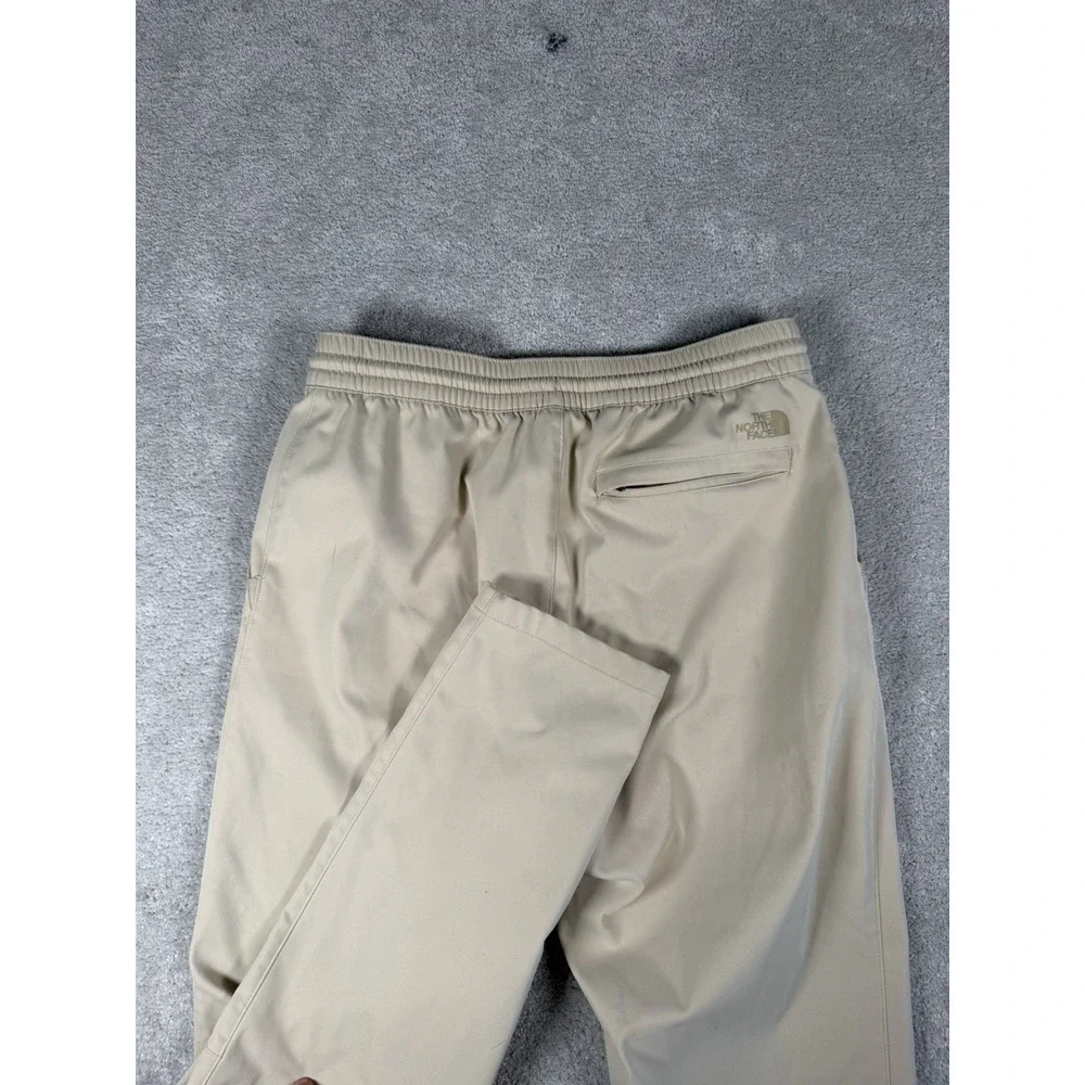 The North Face Standard Jogger Men's‎ Size 30, Tapered Logo Beige Drawstring